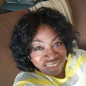 Meet your Posher, Kendra